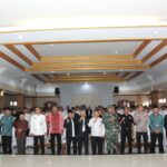 Pengurus DPD LDII Kota Denpasar bersama peserta dan tamu undangan Rakerda 2024, Rabu (28/8/2024). (Istimewa)