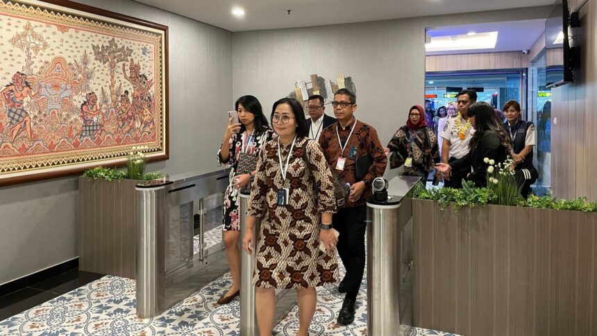 Suasana pembukaan Blue Sky Premier Lounge Bali di Bandara Internasional I Gusti Ngurah Rai pada Rabu (28/8/2024). (Istimewa)